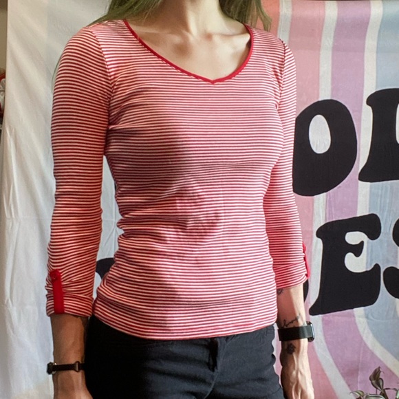 Ricki’s Shirt - Picture 2 of 7